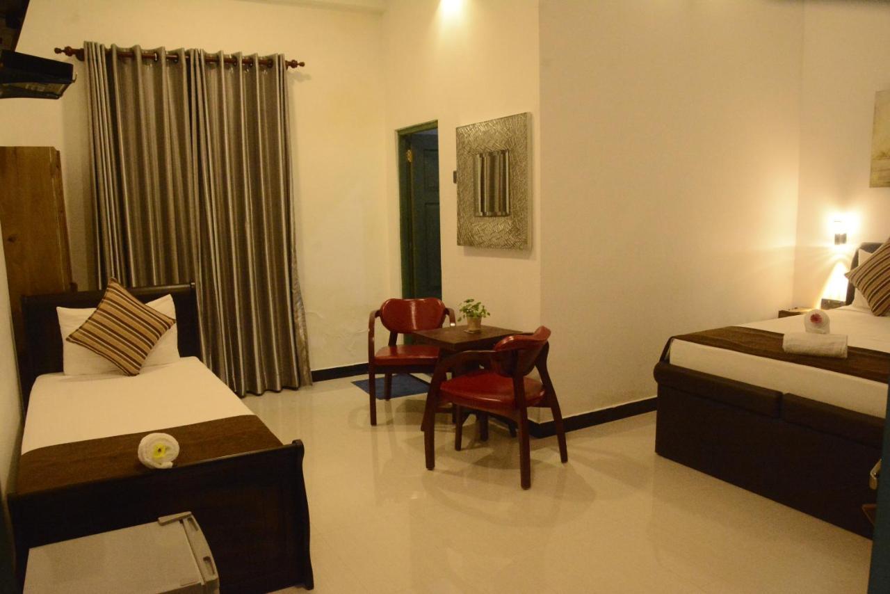 Hotel Vimanra Udawalawa Udawalawe Esterno foto